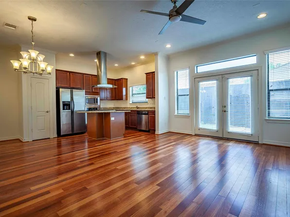 1154 Hempstead Villa Ln, Houston, TX 77008