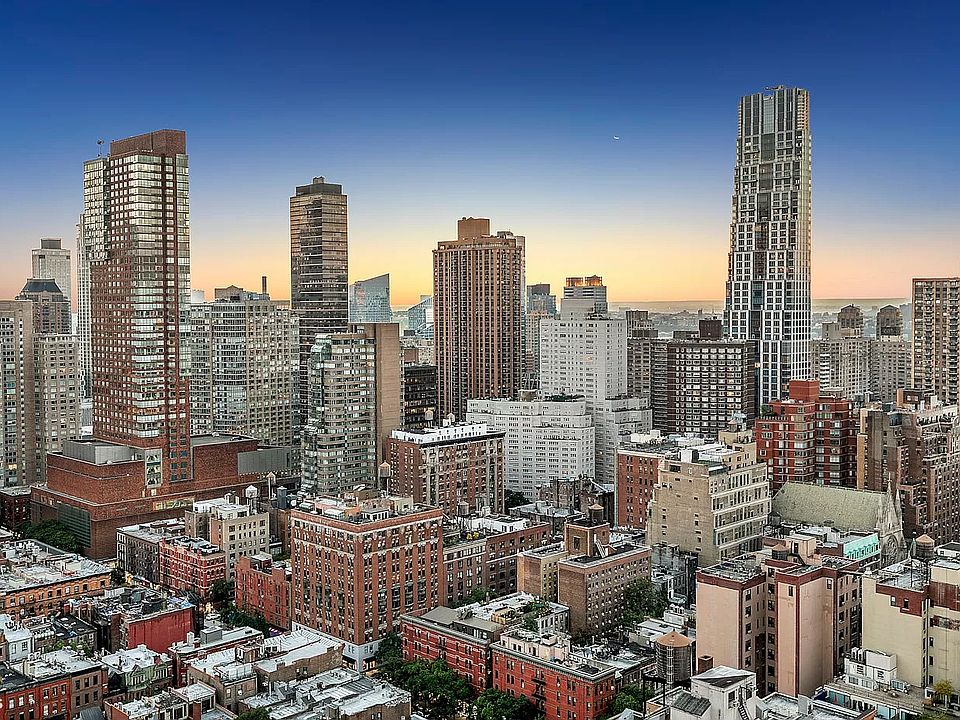 1st image of 15 W 72nd St APT 36A