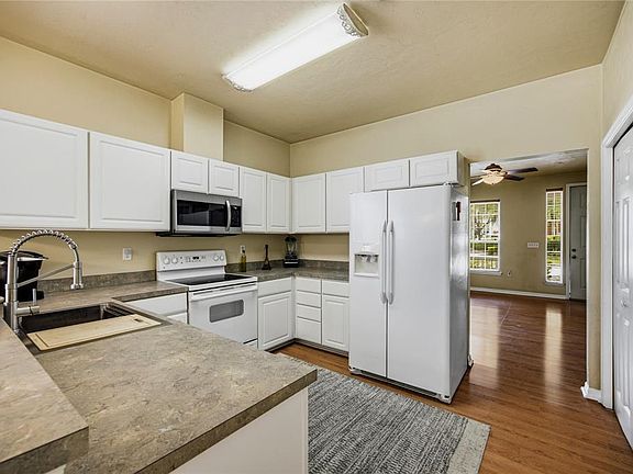 4th image of 11684 NW 18TH PLACE