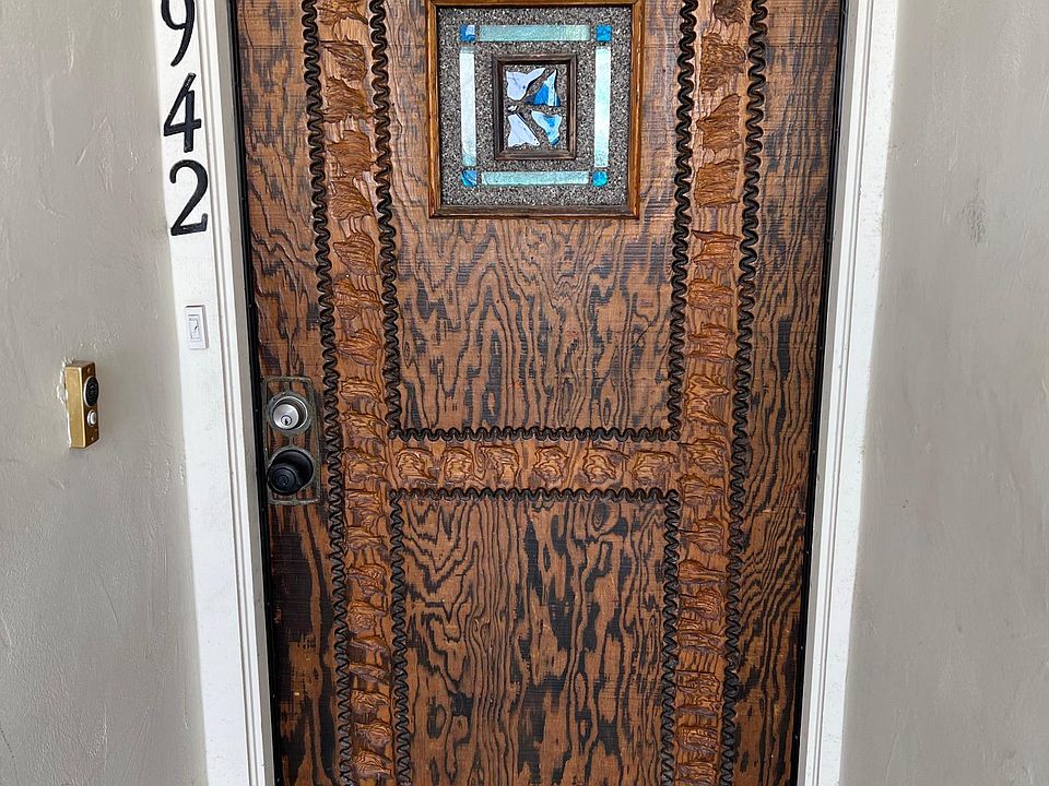 1st image of 11942 E Whalers Ln