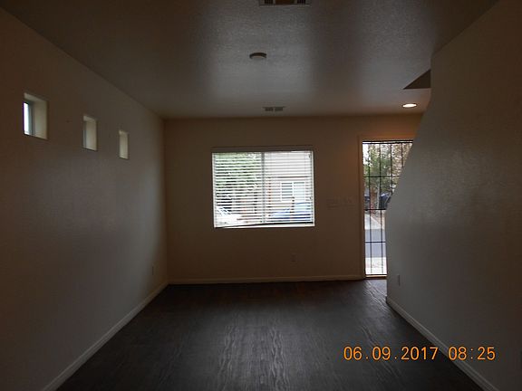 2nd image of 4748 Arroyo Seco Dr