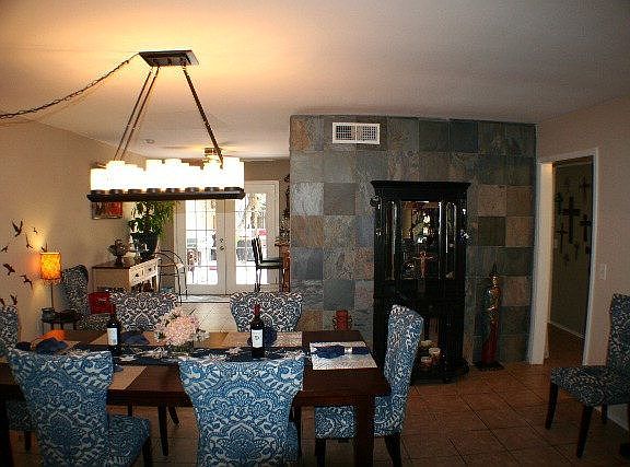 5th image of 507 N Rose Ellen Cir