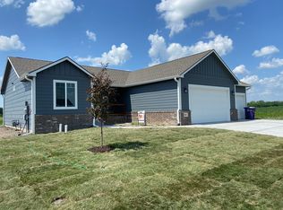 9978 Jasmine Dr, Manhattan, KS 66502