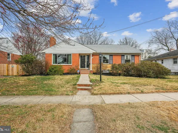 9713 Saxony Rd, Silver Spring, MD 20910