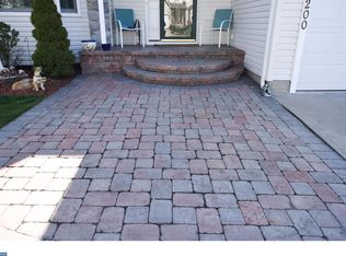 1200 Sassafras Ct, Williamstown, NJ 08094
