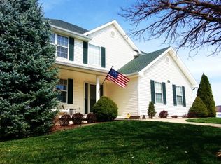 201 Macaw Dr, Columbia, MO 65202