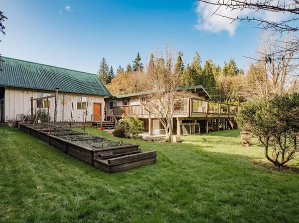 12732 Warnock Rd, Sunshine Coast, BC V0N 2H1