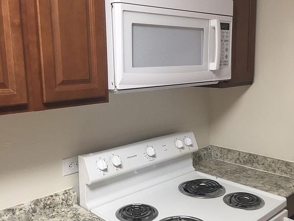 2nd image of 1590 Xavier St APT 109