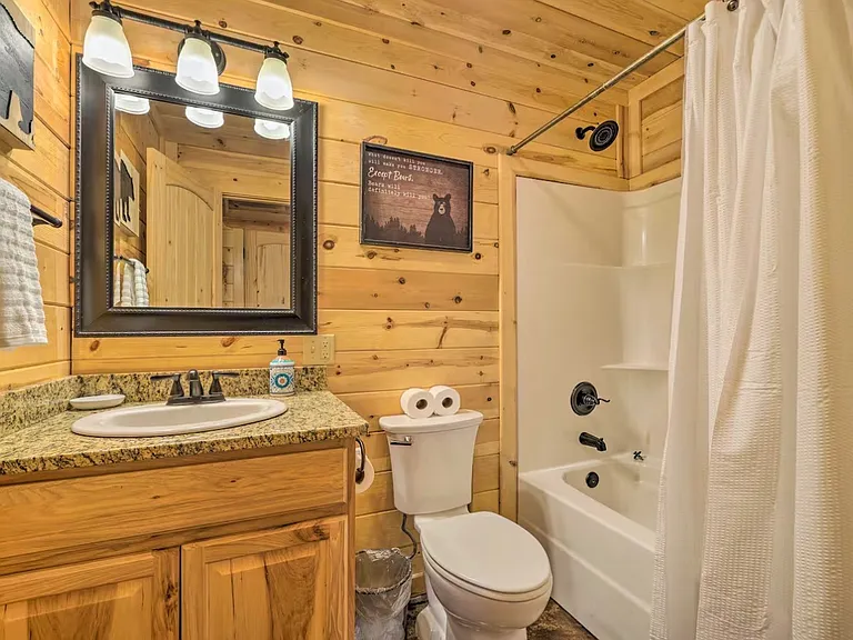 31 Neeson Wood Cir — Photo 12