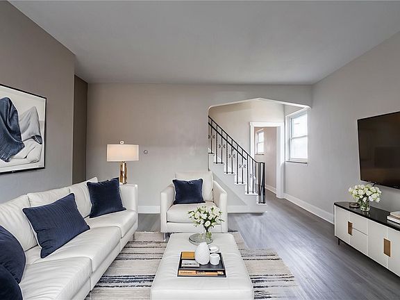4th image of 12 Simms St