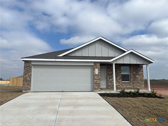 2nd image of 1300 Canyon Turn Dr
