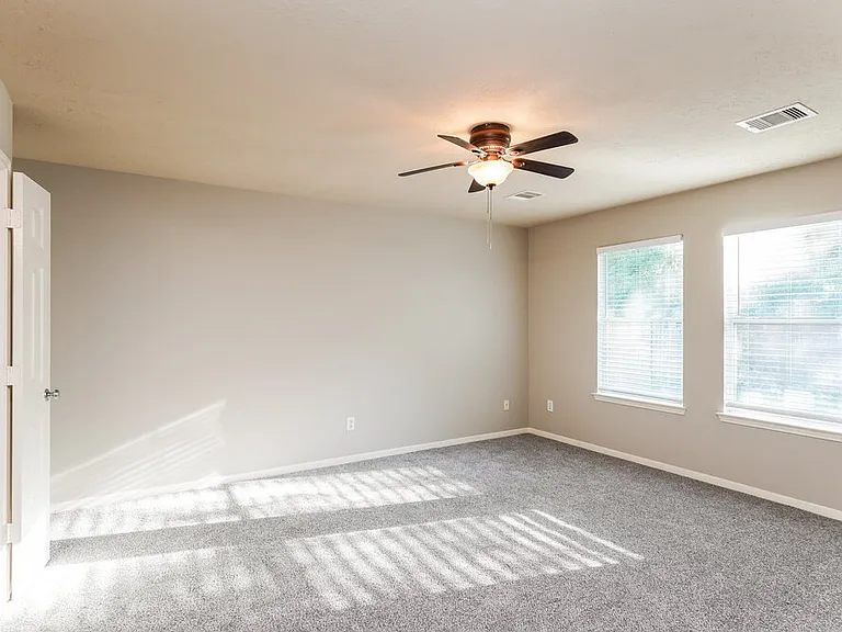 1710 Leafhopper Ln — Photo 10