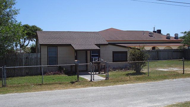 1st image of 107 Hunter Ct