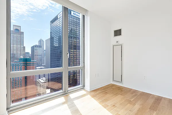 Rented by Compass | media 18