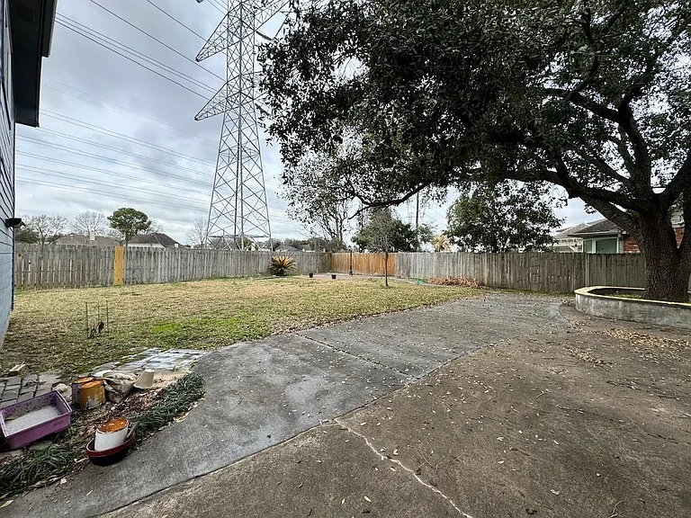 9303 Bent Spur Ln — Photo 36