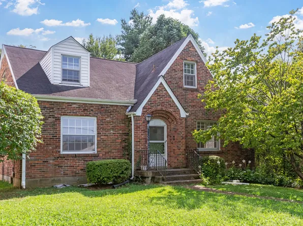 915 Winston Pl, Nashville, TN 37204