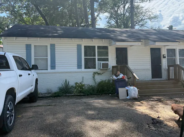 201 Messer St #A, Pineville, LA 71360