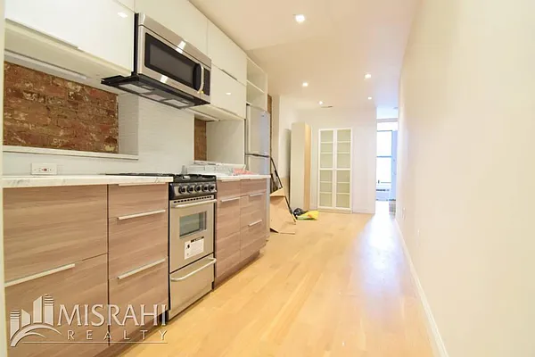 Rented by J Misrahi Realty Corp | media 15