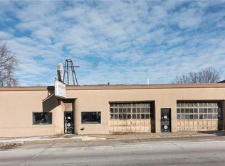 1403 5th Ave, Coraopolis, PA 15108