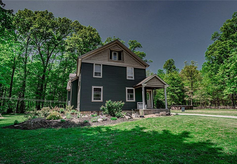 1st image of 90 Begala St