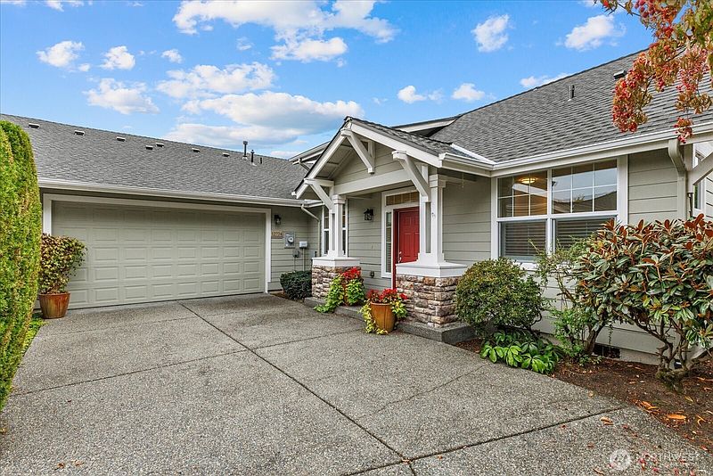 2nd image of 12724 Sunbreak Way NE