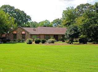 101 Briarwood Dr, Carrollton, GA 30117