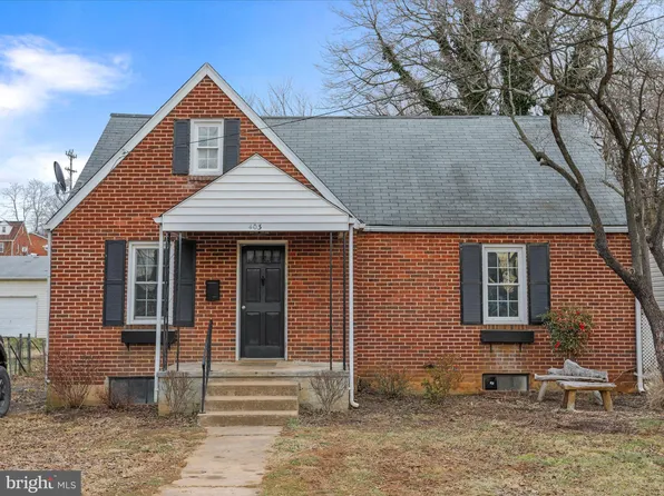 403 Duncan Ave, Front Royal, VA 22630