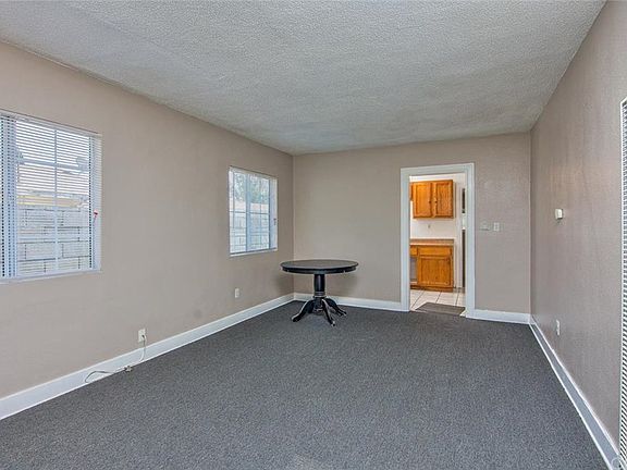 3rd image of 1145 W 17th St