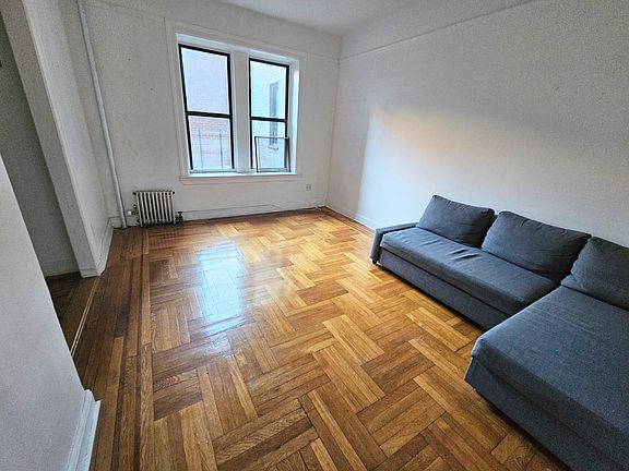 2nd image of 289 Empire Blvd APT 1K