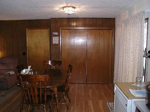 3rd image of 1106 Wyvonne St