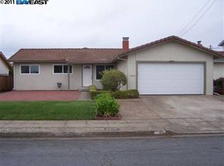 14566 Santiago Rd, San Leandro, CA 94577