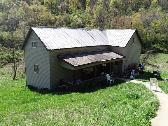 3rd image of 105 Rolling Meadows Dr