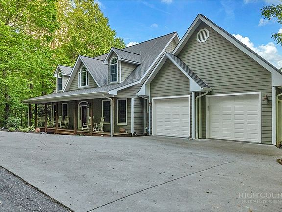 2nd image of 123 Laura Avenue