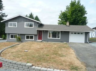 8001 Grace Ln, Lake Stevens, WA 98258