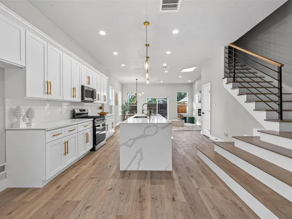 4117 Yale St, Houston, TX 77018