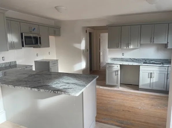 154 Lovell St APT 1L, Worcester, MA 01603