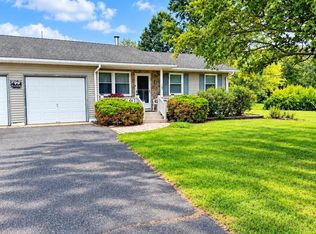 32 Arneytown Hornerstown Rd, Cream Ridge, NJ 08514
