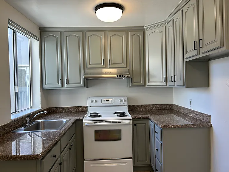 517 Arguello Blvd #6 — Photo 4