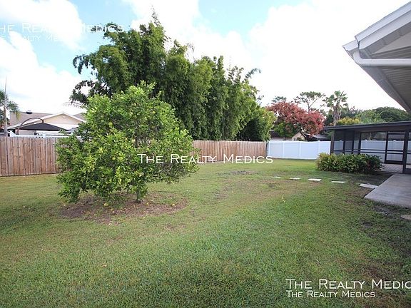 4th image of 10535 Abingdon Chase