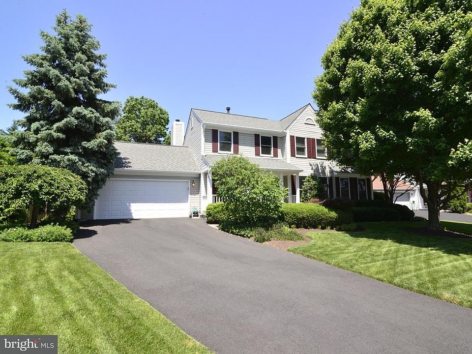 1st image of 43362 Ice Pond Dr