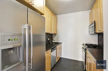 Rented by Bond New York