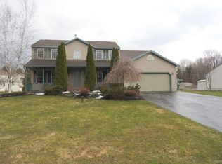 507 Crandon Ter, Baldwinsville, NY 13027