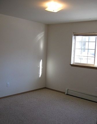 4th image of 1211 SW Higgins Ave APT D