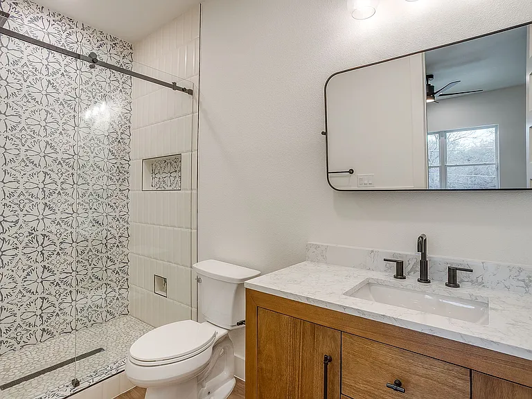 2705 Gordon Ave — Photo 22