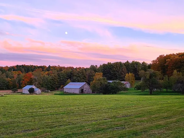 777 Morgan Mile Rd, Brookfield, VT 05036