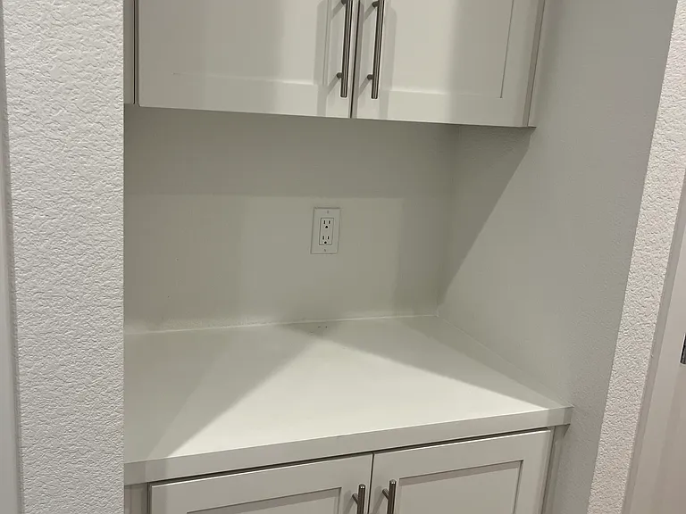 Sepulveda Cir — Photo 14