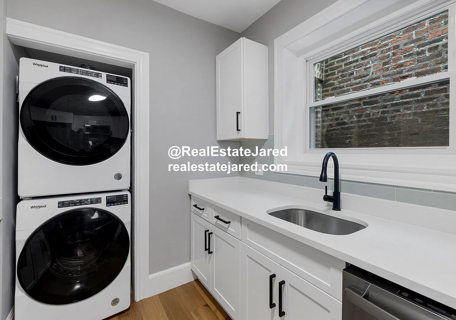 9/1/27 No Fee! Renovated 4BR on Columbus near Northeastern! — Photo 1