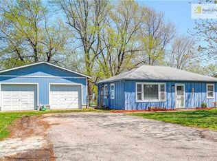 2103 S 38th St, Kansas City, KS 66106