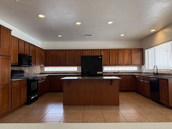 3rd image of 9556 W Blue Sky Dr