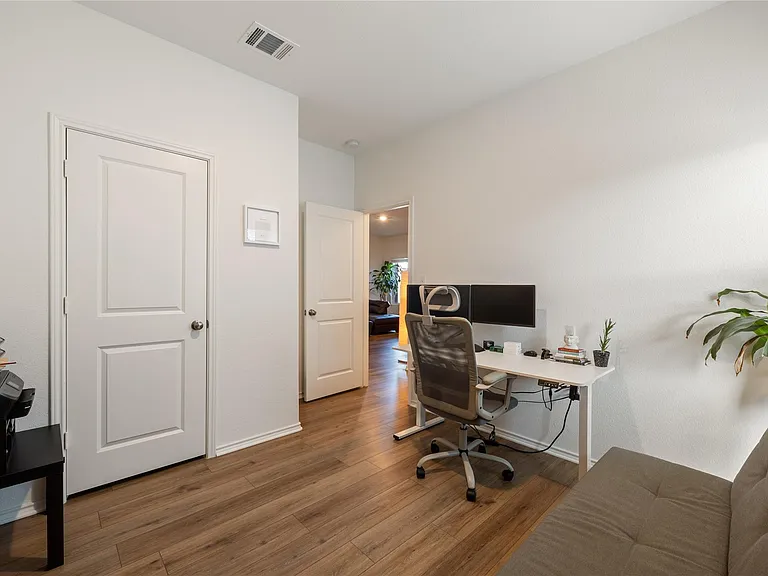 14404 Berning Rd — Photo 34